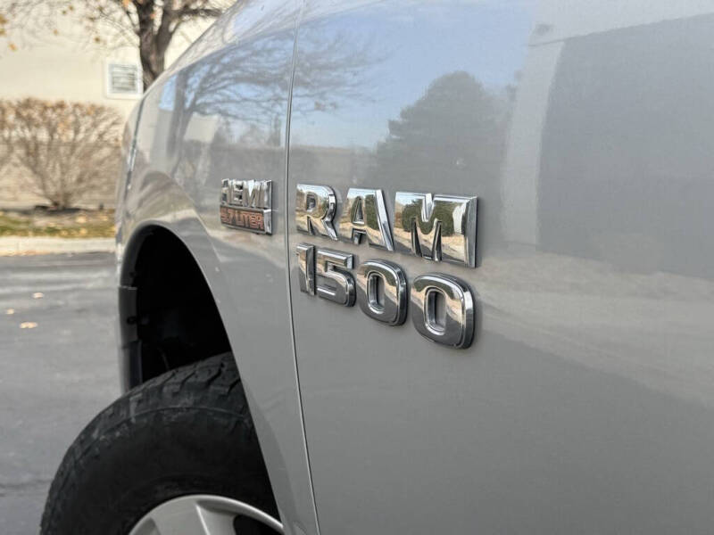2017 RAM 1500 SLT