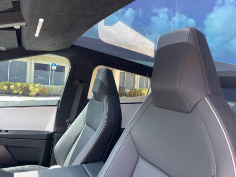 2024 Tesla Cybertruck