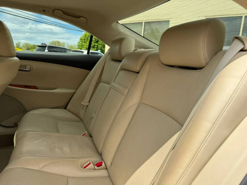 2011 Lexus ES 350