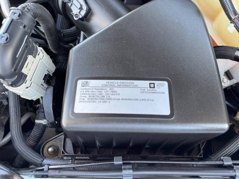 2021 GMC Yukon XL SLT