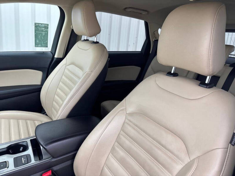 2024 Ford Edge