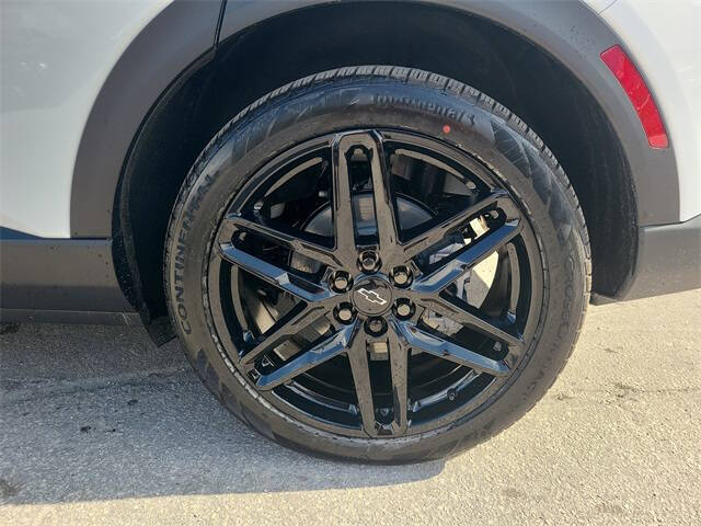 2026 Chevrolet Equinox EV LT 1