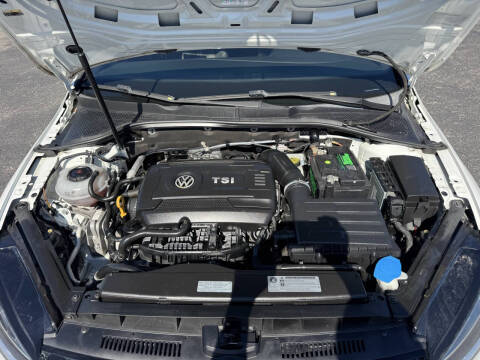 2018 Volkswagen Golf GTI S