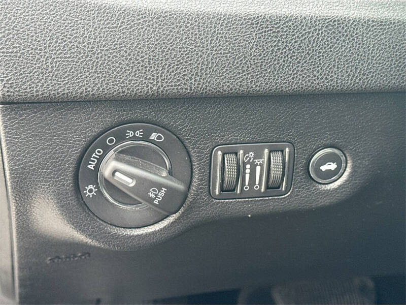 2021 Chrysler 300 S V6