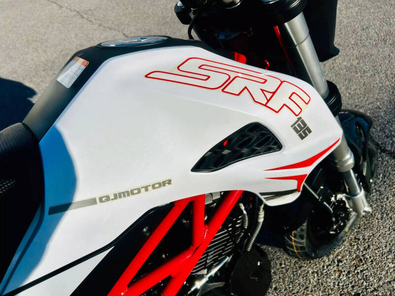 2023 QJMotor SRF135