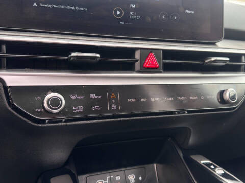 2024 Kia Sorento X-Line EX