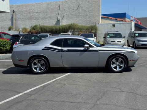 2015 Dodge Challenger SXT
