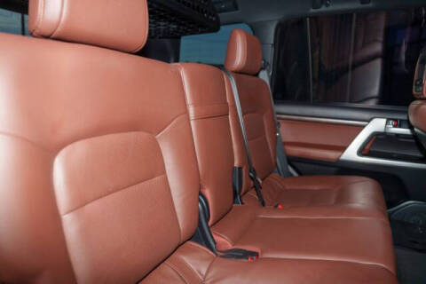 2018 Toyota Land Cruiser