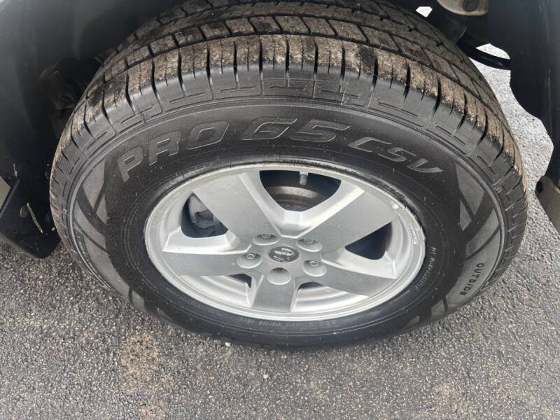 2009 Dodge Nitro SE