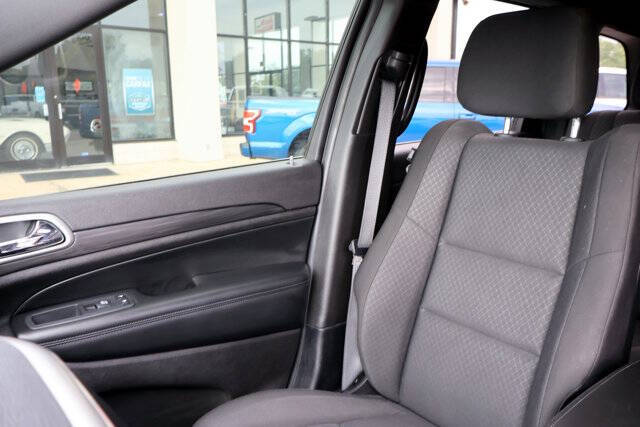 2020 Jeep Grand Cherokee Laredo E