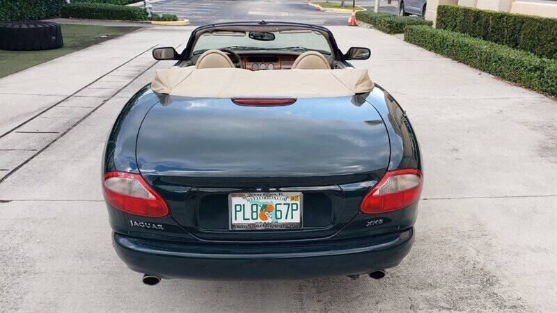 2000 Jaguar XK-Series 9
