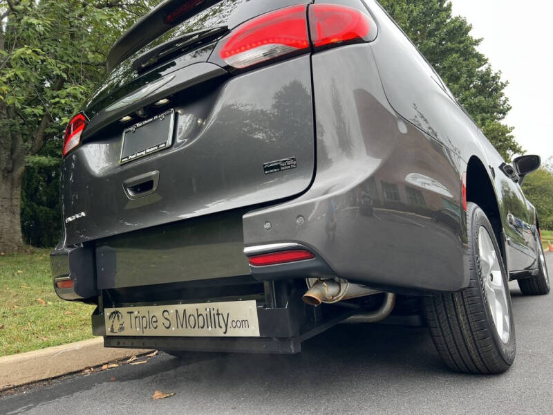 2017 Chrysler Pacifica