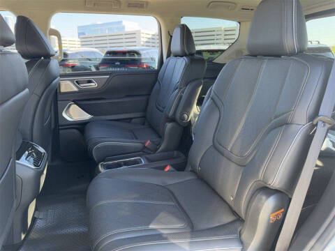 2025 Infiniti QX80 Sensory