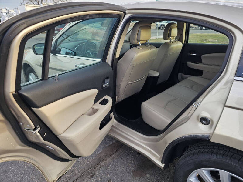 2014 Chrysler 200 Limited