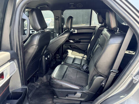 2022 Ford Explorer ST-Line