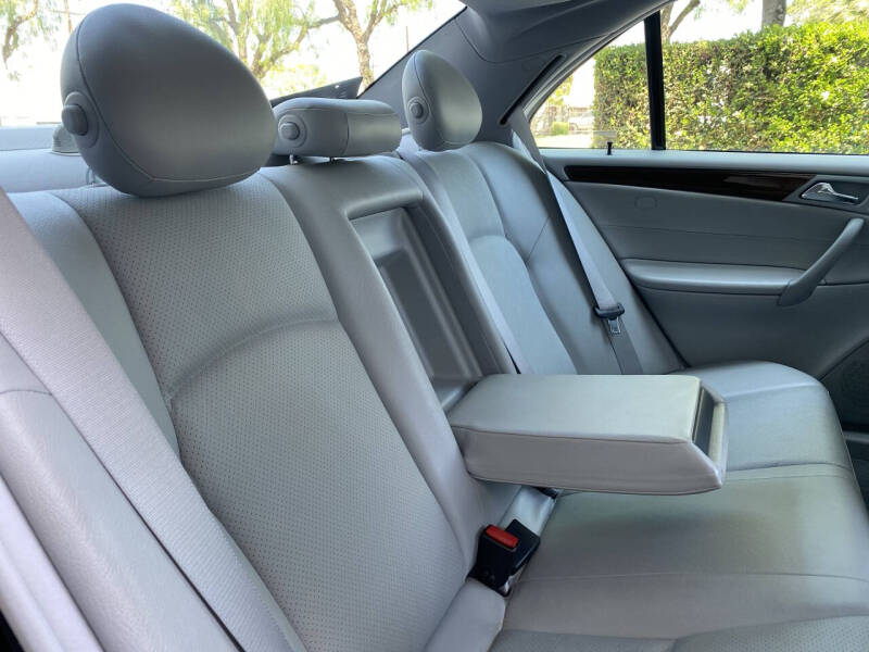 2002 Mercedes-Benz C-Class C 320