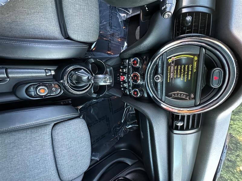 2016 MINI Hardtop 4 Door Cooper