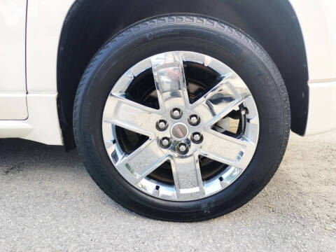 2013 GMC Acadia Denali