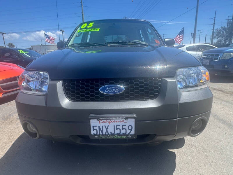2005 Ford Escape XLT
