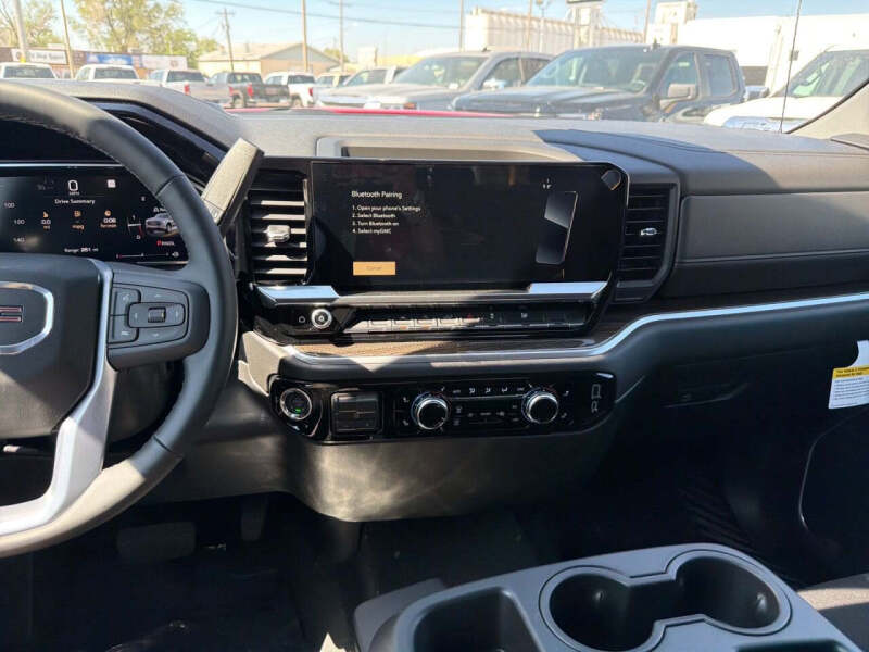 2026 GMC Sierra 1500 Elevation Standard