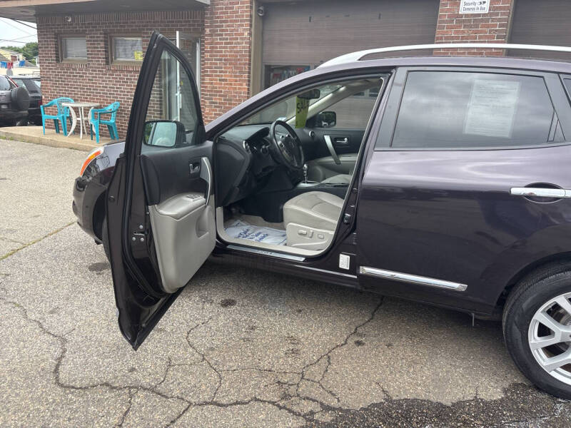 2012 Nissan Rogue S