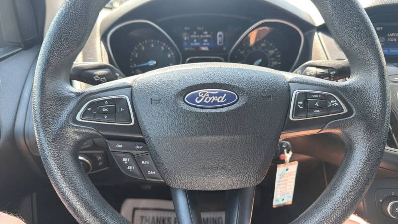 2017 Ford Focus SE