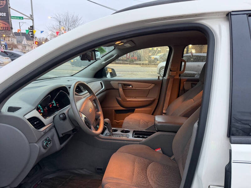 2014 Chevrolet Traverse LS