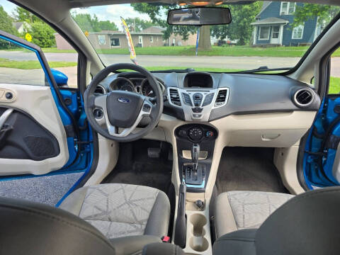 2012 Ford Fiesta SE