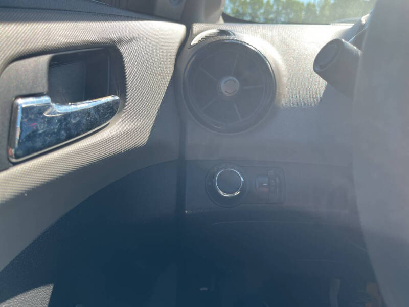2012 Chevrolet Sonic LS