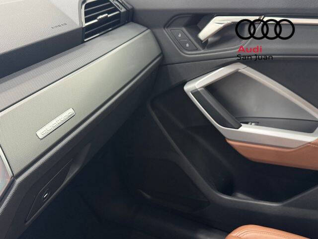 2023 Audi Q3 quattro S line Premium 45 TFSI