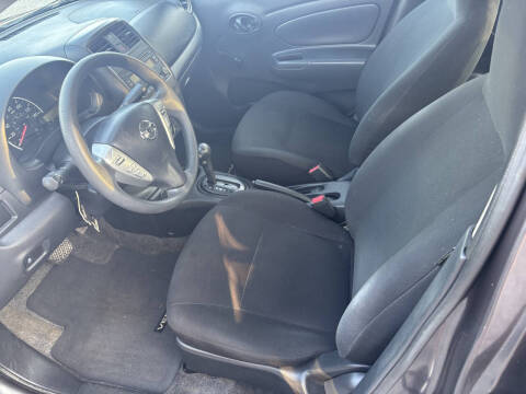 2015 Nissan Versa 1.6 S