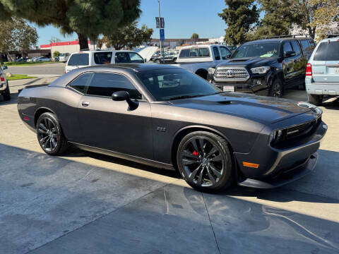 2014 Dodge Challenger SRT8 Core