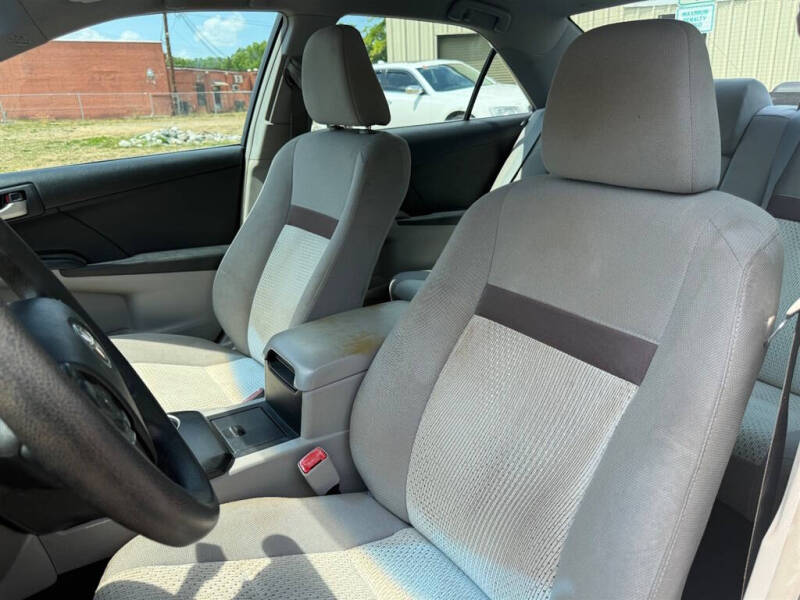 2012 Toyota Camry LE