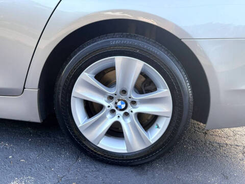 2012 BMW 5 Series 528i