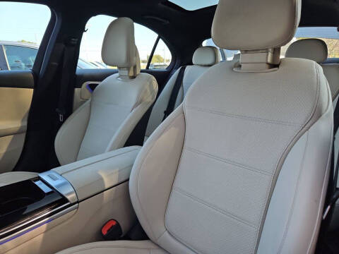 2023 Mercedes-Benz C-Class C 300