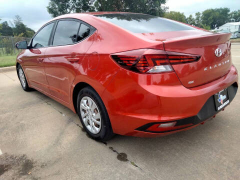 2020 Hyundai Elantra SE