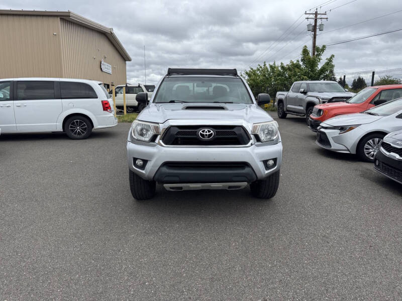 2015 Toyota Tacoma's photo