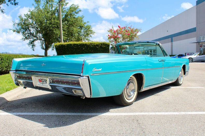 1967 Lincoln Continental