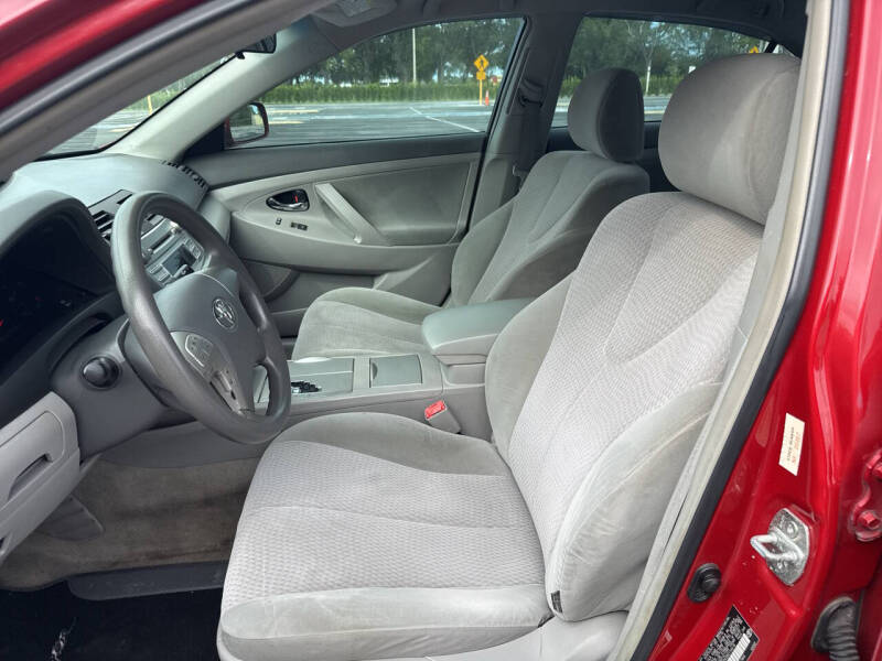 2011 Toyota Camry LE