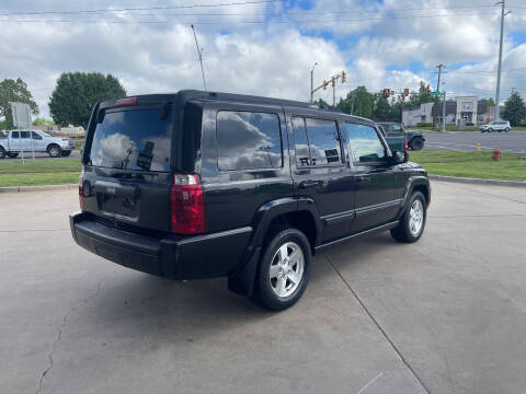 2008 Jeep Commander Sport