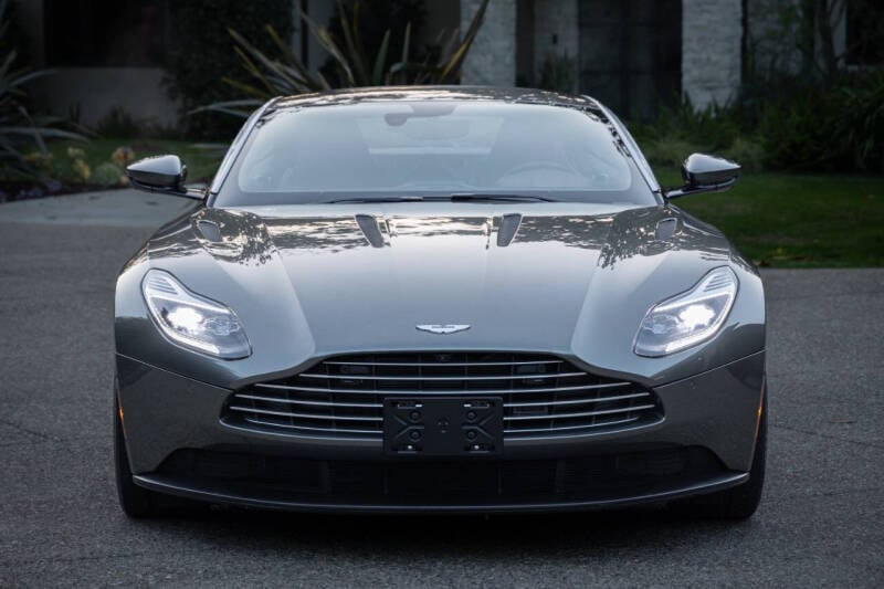 2018 Aston Martin DB11 Base photo 36