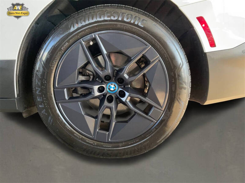 2024 BMW iX xDrive50