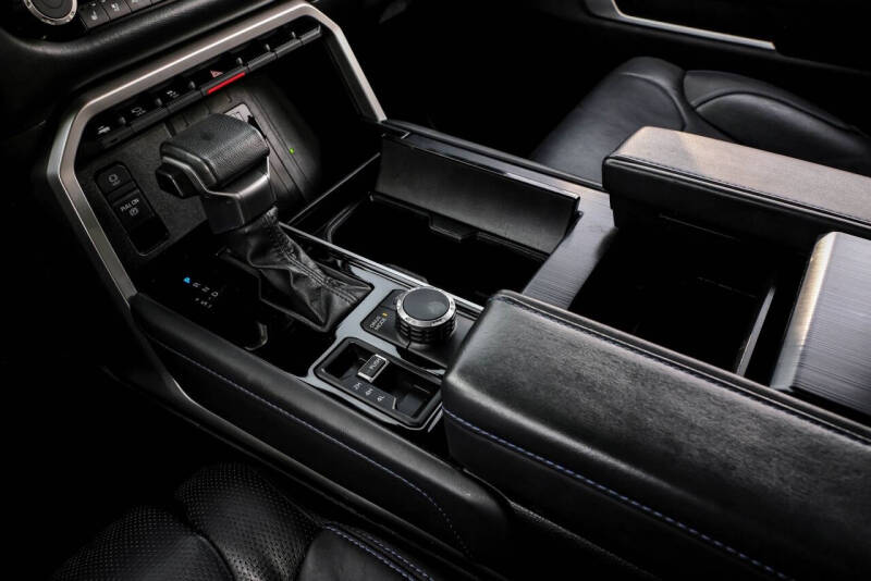 2023 Toyota Sequoia Platinum