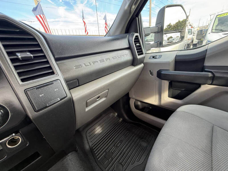 2018 Ford F-350 Super Duty XL