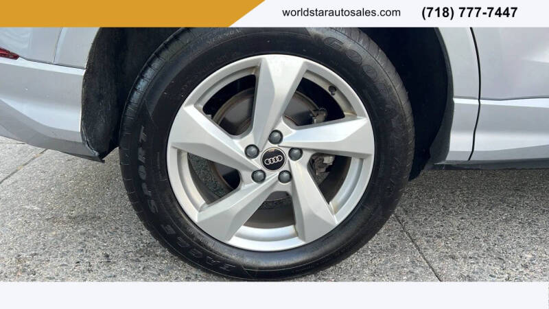 2022 Audi Q3 quattro Premium Plus 40 TFSI