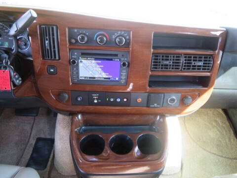 2017 GMC Savana 2500