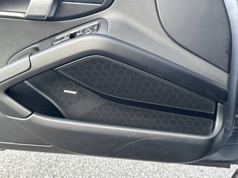 2025 Porsche 718 Cayman