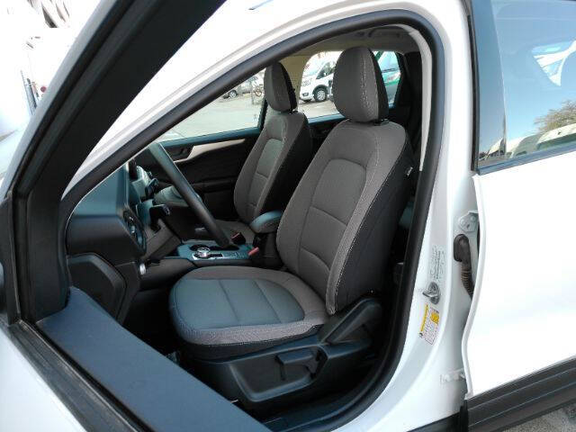 2022 Ford Escape S