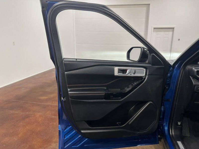 2022 Ford Explorer ST-Line