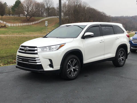 2019 Toyota Highlander for sale at Browns Sales & Service in Hawesville KY